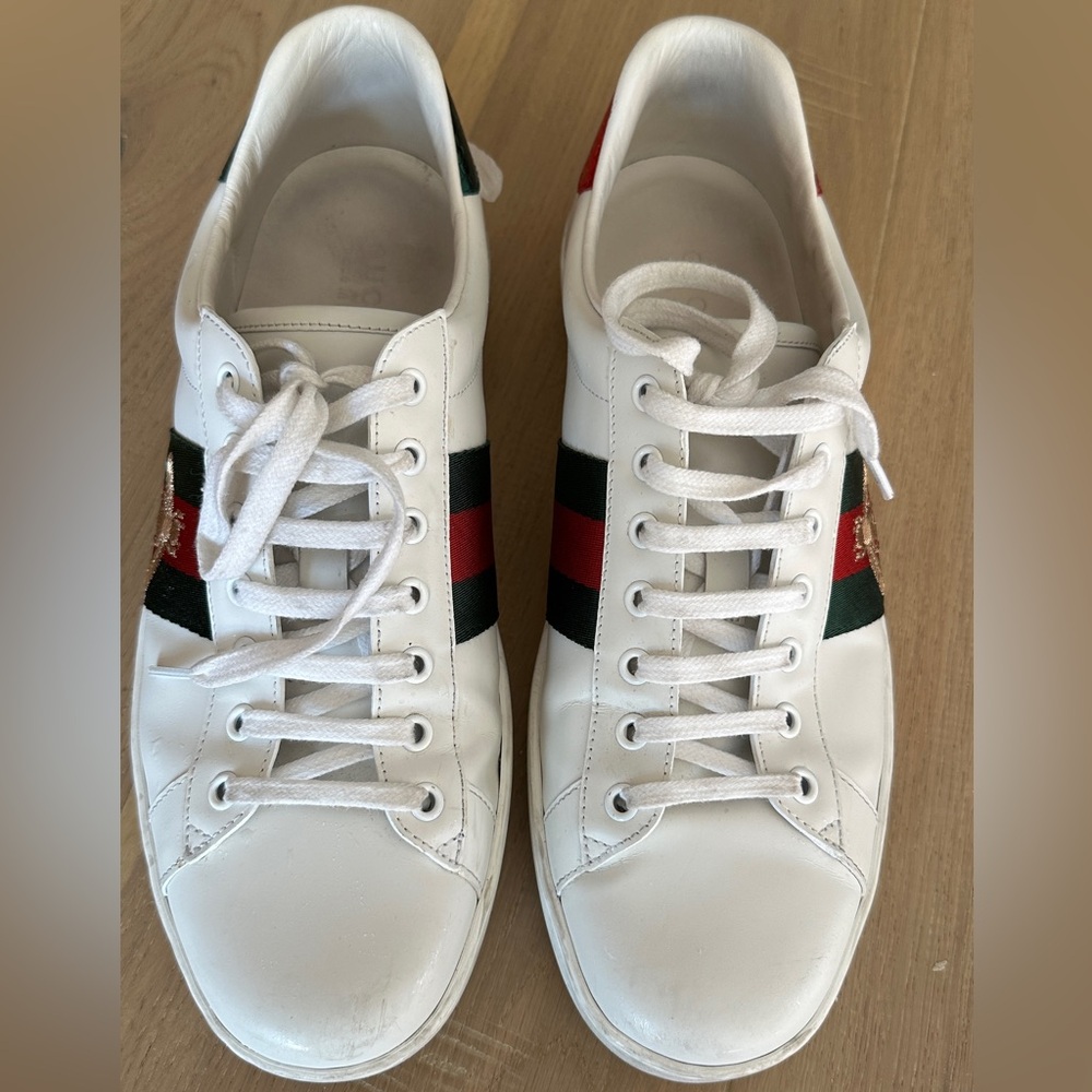 Gucci White Sneakers with Red and Green Stripes